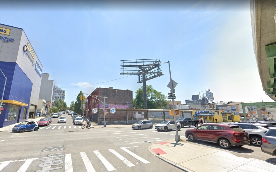 More Photos Of 122 18th St, Brooklyn Land For Lease