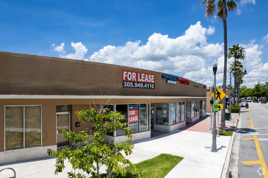 More Photos Of 946-1108 Normandy Dr, Miami Beach Storefront For Lease