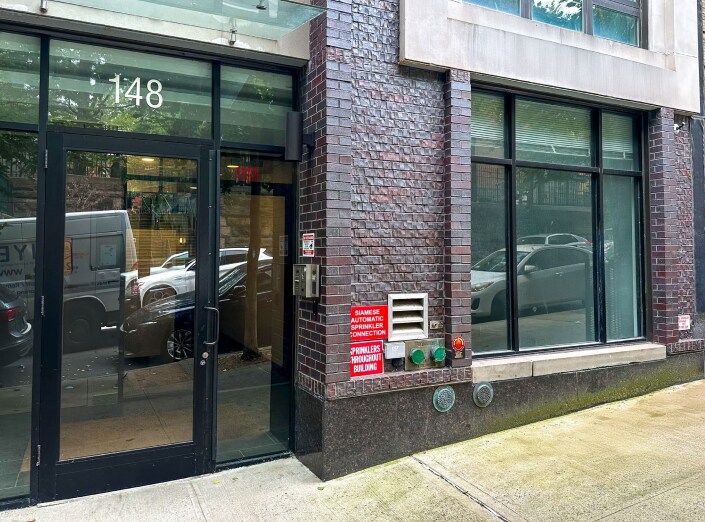 More Photos Of 148 E 98th St, New York Apartments For Sale