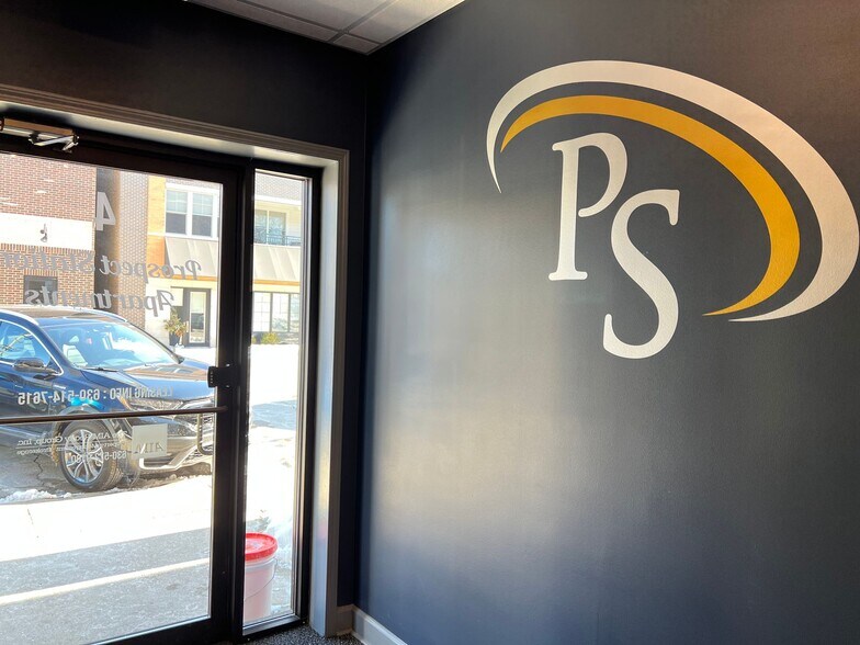 More Photos Of 4 Walker Ave, Clarendon Hills Office Residential For Lease