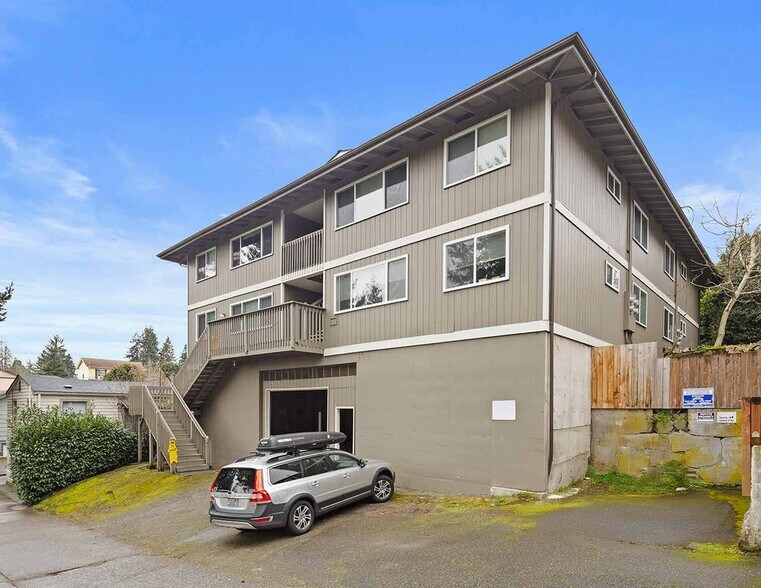 More Photos Of 324 S Lafayette Ave, Bremerton Apartments For Sale