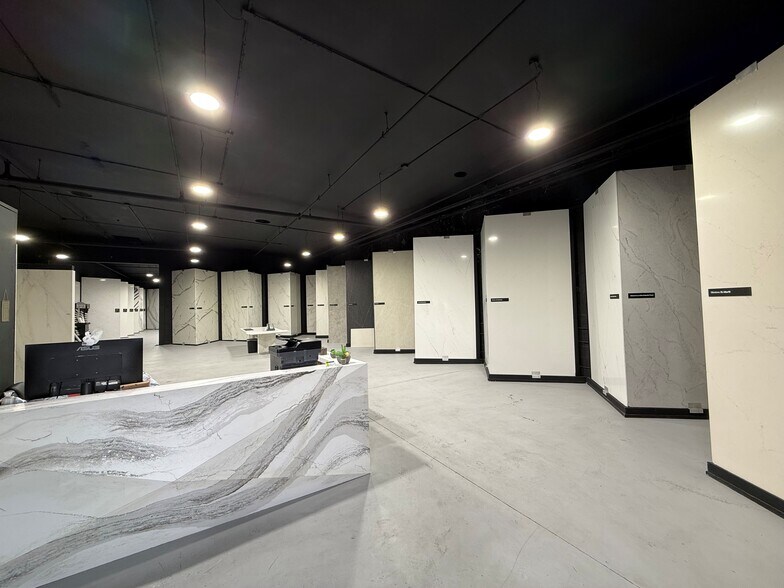 More Photos Of 7322-7324 Atoll Ave, North Hollywood Warehouse For Lease