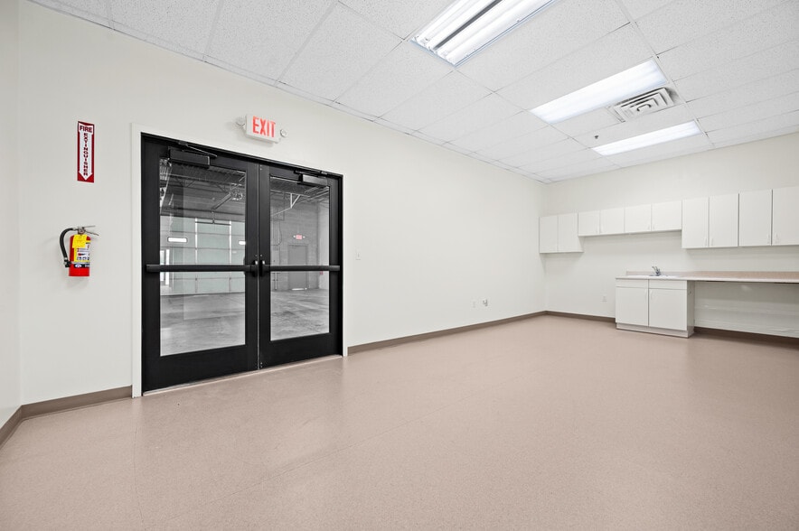 More Photos Of 3540 S Main St, South Salt Lake Industrial For Lease