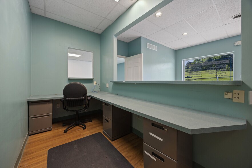 More Photos Of 673 Morganza Rd, Canonsburg Storefront Retail Office For Lease