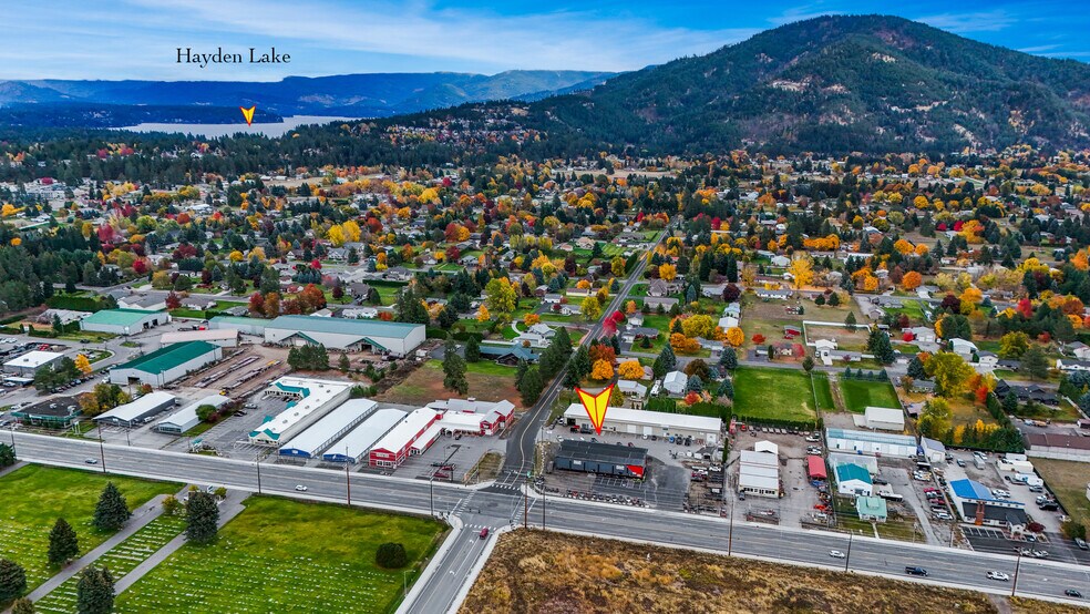 More Photos Of 7168 N Government Way, Dalton Gardens Warehouse For Sale