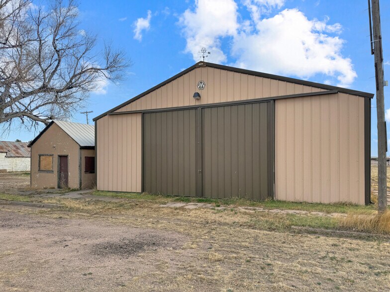 More Photos Of 820 Front St, Arriba Contractor Storage Yard For Sale