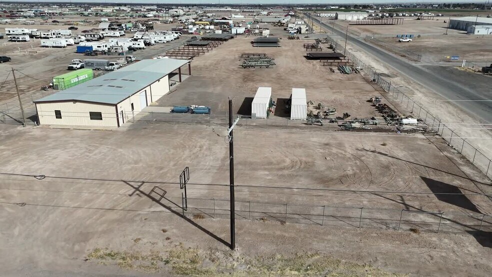 Primary Photo Of 32 County Road 201, Pecos Industrial For Lease