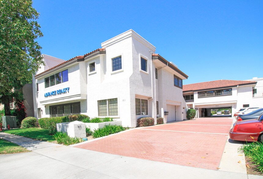 More Photos Of 1611 E 4th St, Santa Ana Loft Creative Space For Lease