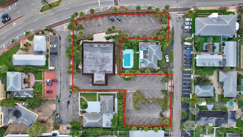 More Photos Of 1200 E Blue Heron Blvd, West Palm Beach Storefront Retail Office For Lease