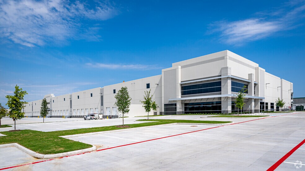 More Photos Of Milner Rd, Houston Unknown For Lease