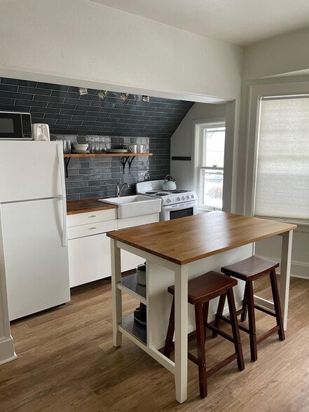 More Photos Of 1824 W 2nd Ave, Spokane Apartments For Sale