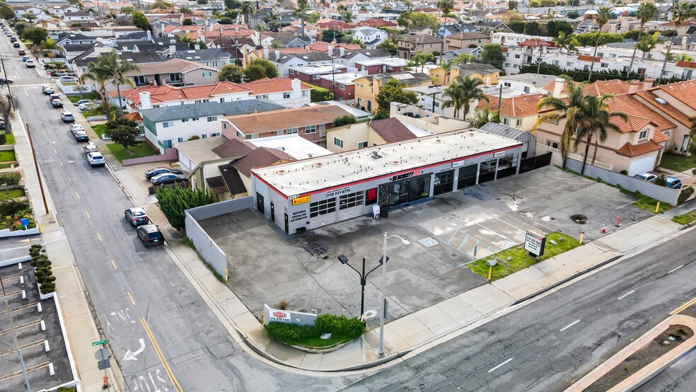 Primary Photo Of 3410 Aviation Blvd, Redondo Beach Auto Repair For Sale