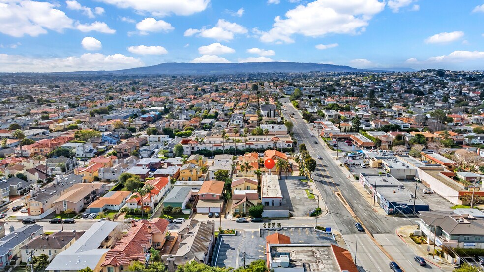 More Photos Of 3410 Aviation Blvd, Redondo Beach Auto Repair For Sale