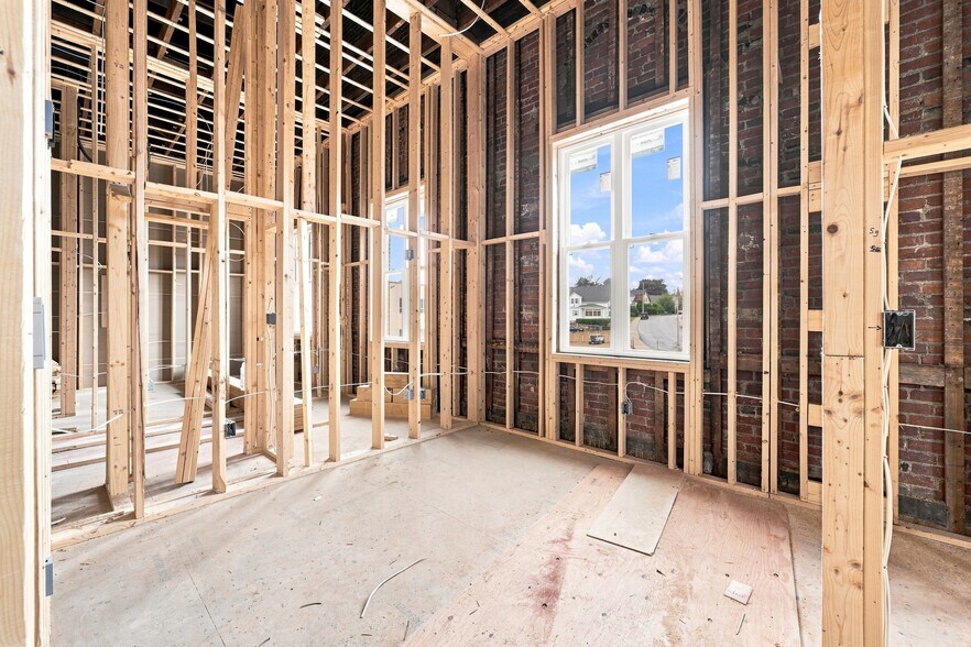 More Photos Of 4-12 Parker St, Gardner Apartments For Sale