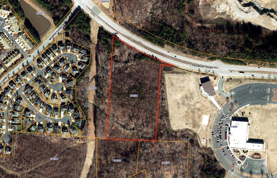 More Photos Of 4530 Piedmont Pkwy Pky, Greensboro Land For Sale