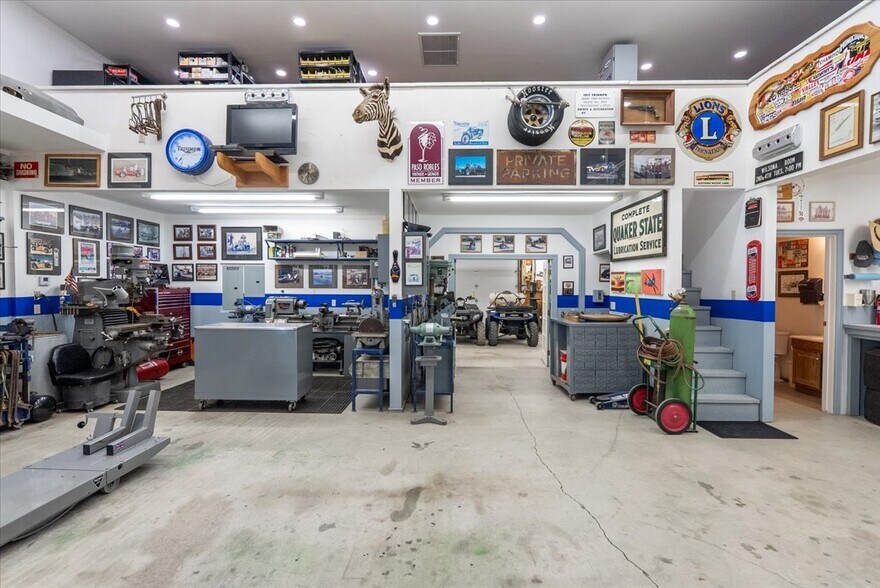 More Photos Of 8283 Cross Canyons Rd, San Miguel Winery Vineyard For Sale