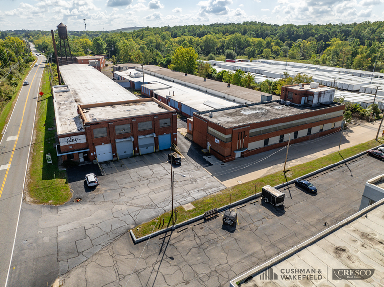 Primary Photo Of 24350-24500 Solon Rd, Bedford Heights Manufacturing For Lease