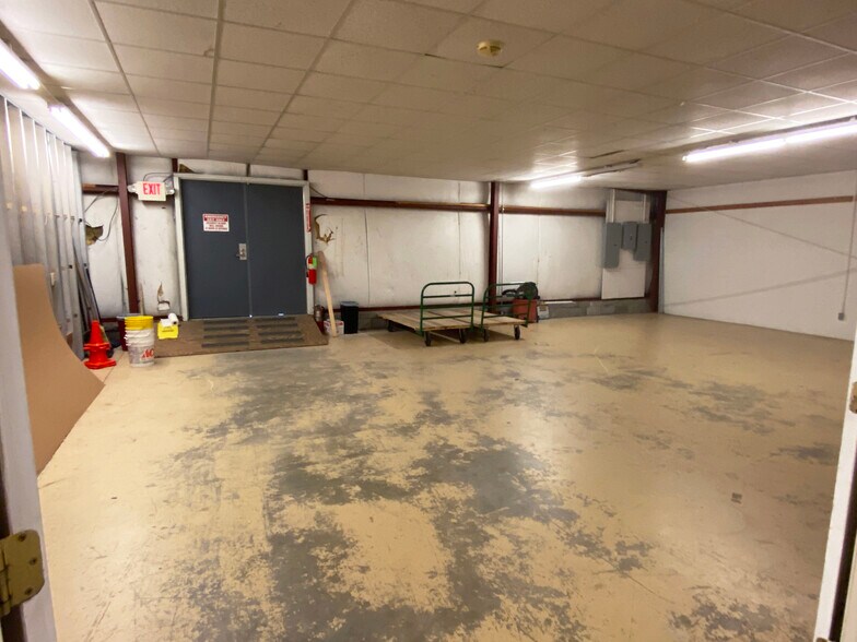 More Photos Of 125 W Vance St, Zebulon Storefront Retail Office For Sale