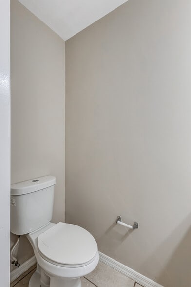 More Photos Of 6240 Rattlesnake Hammock Rd, Naples Apartments For Sale