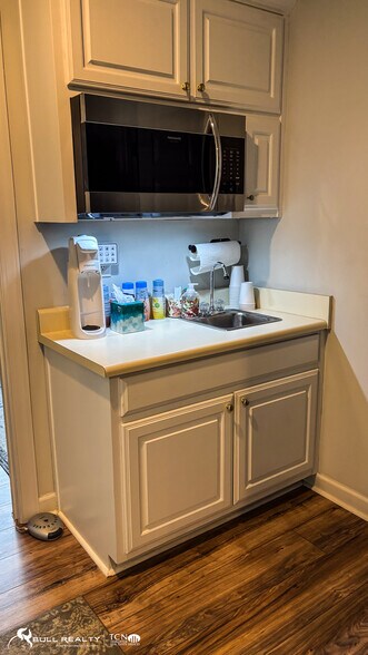 More Photos Of 4411 Suwanee Dam Rd, Suwanee Office For Sale