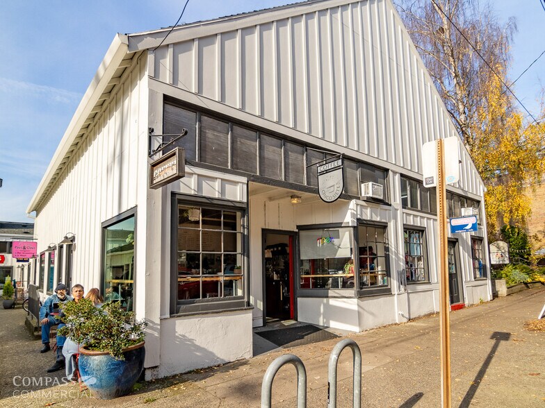 More Photos Of 8235 SE 13th Ave, Portland Storefront For Sale