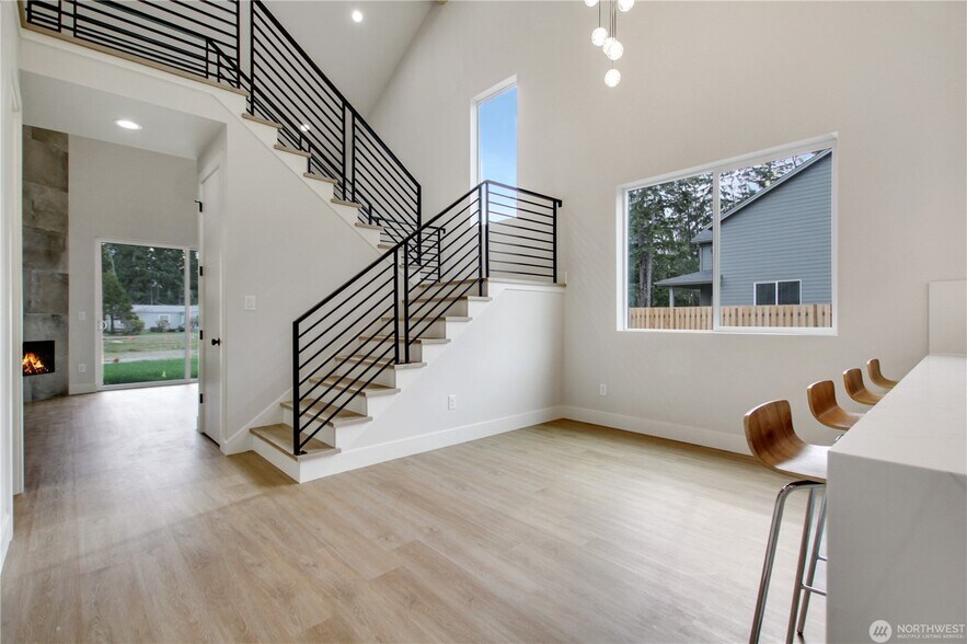 More Photos Of 27906 U St., Ocean Park Apartments For Sale