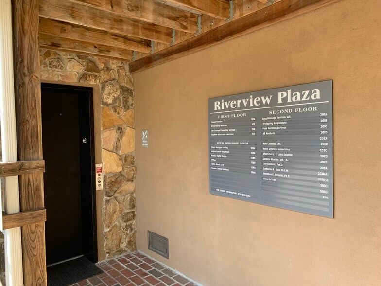 More Photos Of 33 S Delaware Ave, Yardley Office Residential For Lease