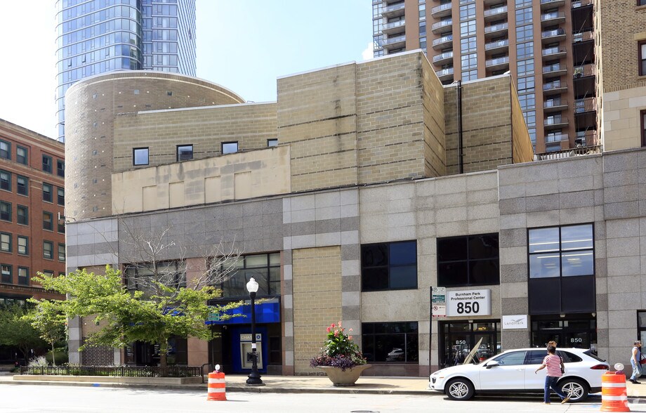 More Photos Of 850 S Wabash Ave, Chicago Office For Lease