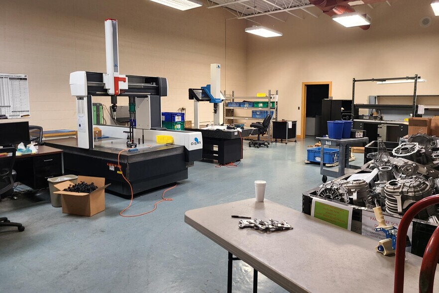 More Photos Of 1985 E Laketon Ave, Muskegon Manufacturing For Lease