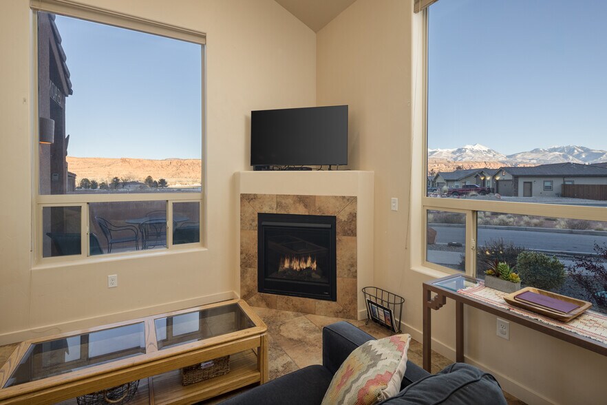 More Photos Of 3862 Desert Willow #9-A1 cir, Moab Specialty For Sale