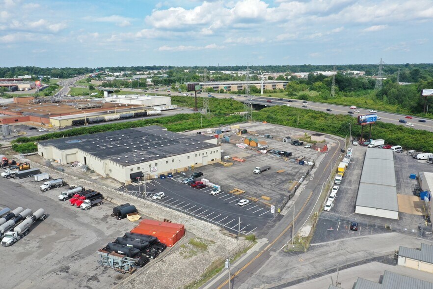 More Photos Of 1616 Woodson Rd, Overland Land For Lease