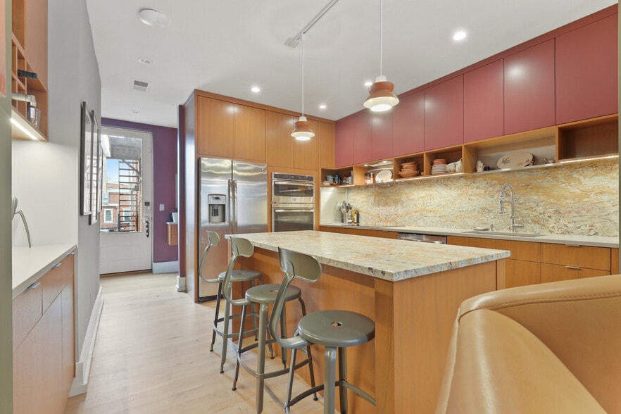 More Photos Of 1019 Cathedral St, Baltimore Office Residential For Sale