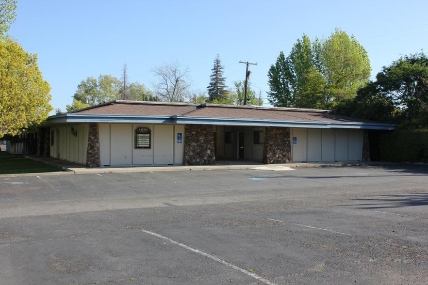 More Photos Of 1870 Avondale Ave, Sacramento Medical For Sale