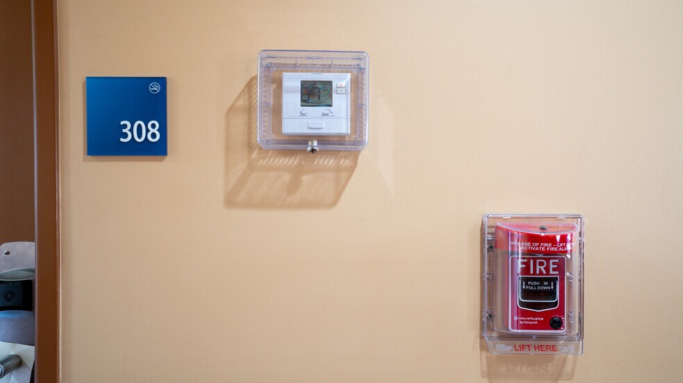 More Photos Of 178 Dry Creek Rd, Healdsburg Hotel For Sale