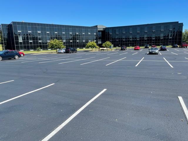 More Photos Of 10200 Linn Station Rd, Louisville Office For Lease
