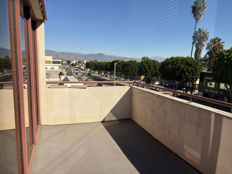 More Photos Of 809 S Atlantic Blvd, Monterey Park Office For Sale