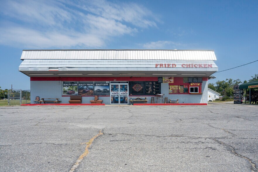 Primary Photo Of 508 E 16th St, Alma General Retail For Sale