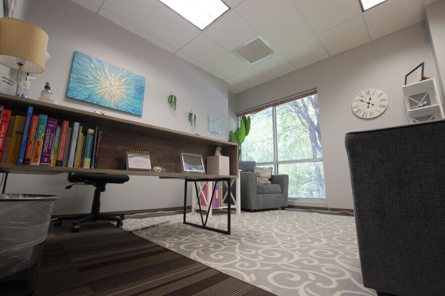 More Photos Of 2301 Eldorado Pky, McKinney Medical For Lease