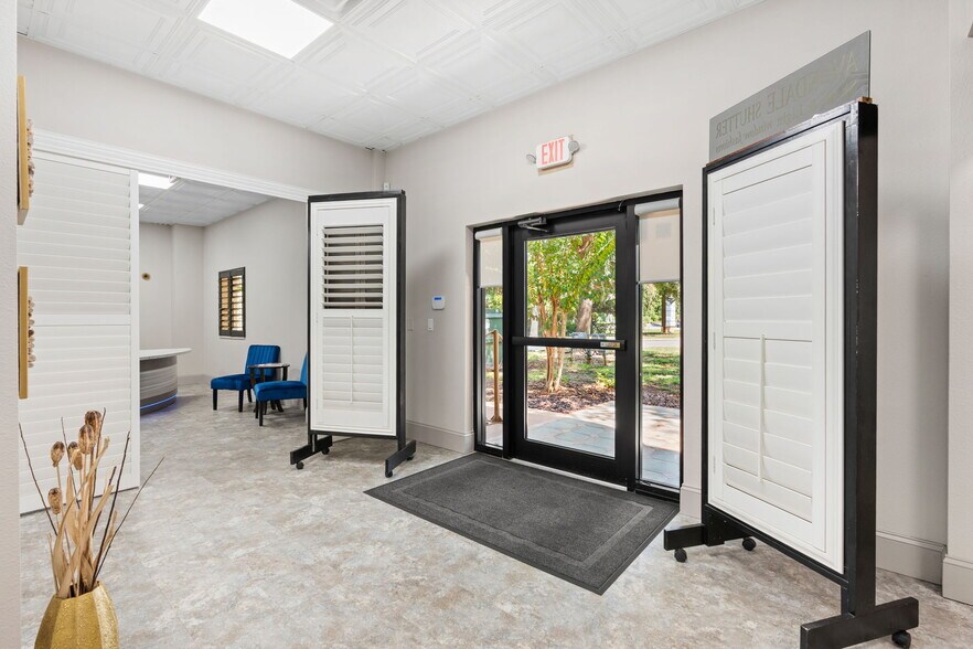More Photos Of 585 Commonwealth Blvd, Port Orange Manufacturing For Sale