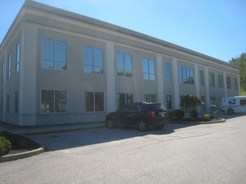 More Photos Of 100 Peyton Way, Charleston Medical For Sale