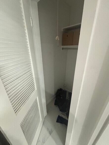 More Photos Of 4905-4907 E Nasa Pky, Seabrook Office For Sale