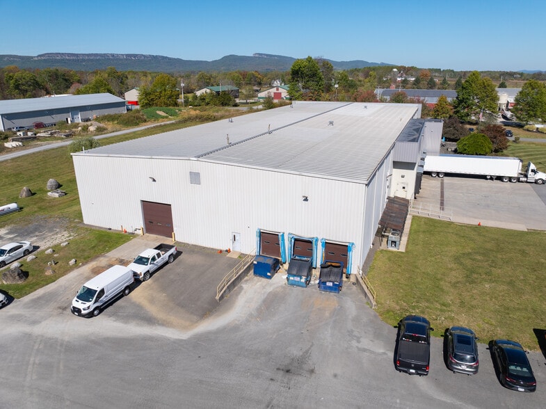 More Photos Of 47 Steves Ln, Gardiner Refrigeration Cold Storage For Sale