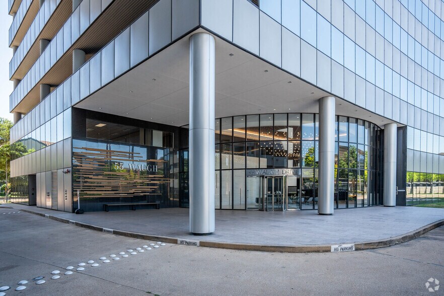 More Photos Of 55 Waugh Dr, Houston Office For Lease