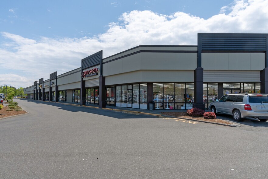 More Photos Of 18910-18920 28th Ave W, Lynnwood Unknown For Lease