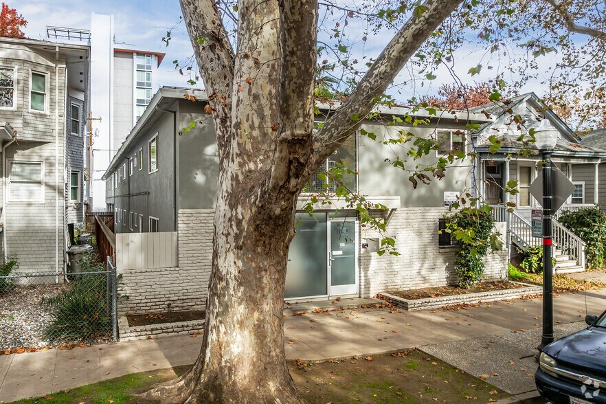 More Photos Of 1317 F St, Sacramento Apartments For Sale