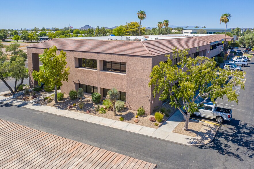 More Photos Of 15600-15650 N Black Canyon Hwy, Phoenix Office For Lease