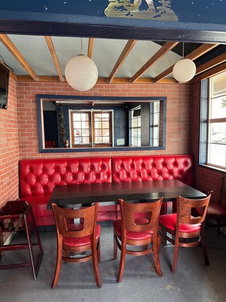 More Photos Of 471 S A St, Springfield Restaurant For Lease