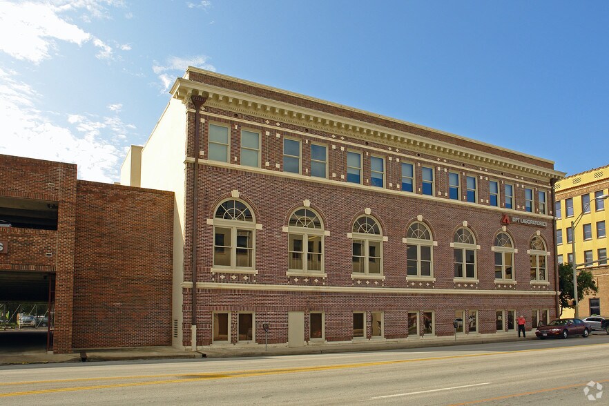More Photos Of 318 McCullough Ave, San Antonio Office For Sale