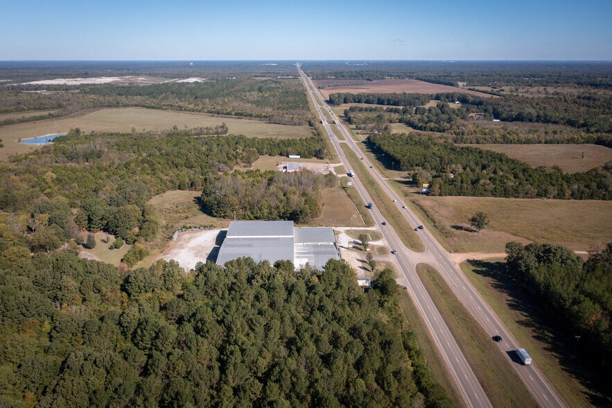 More Photos Of 1025 US 45, Starkville Service For Sale
