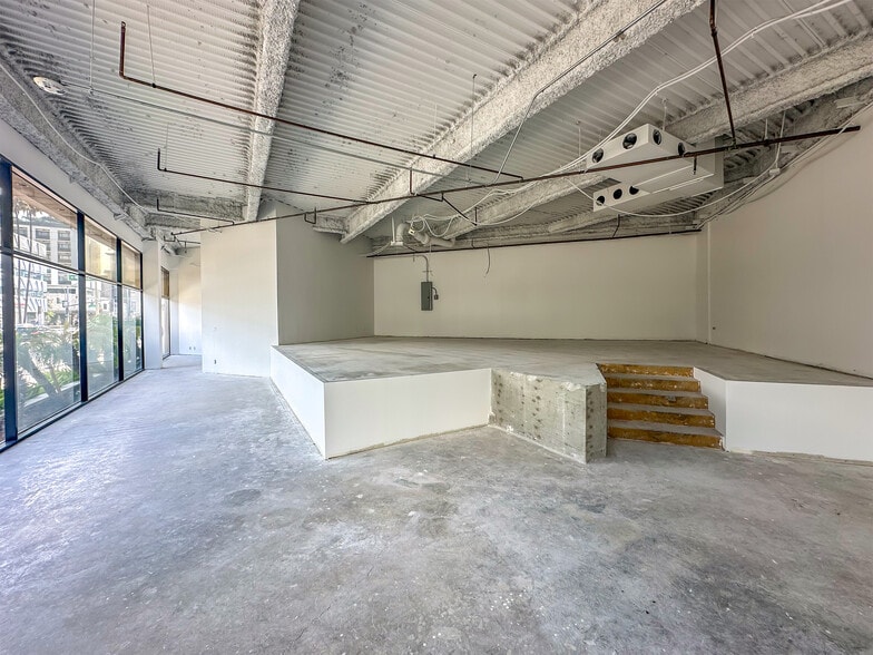 More Photos Of 9301 Wilshire Blvd, Beverly Hills Medical For Lease